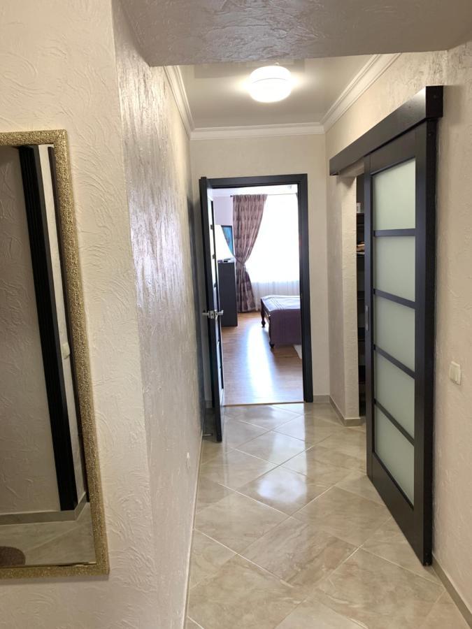 Ferienwohnung Центр. Поруч Парк Та Став Ternopil Exterior foto