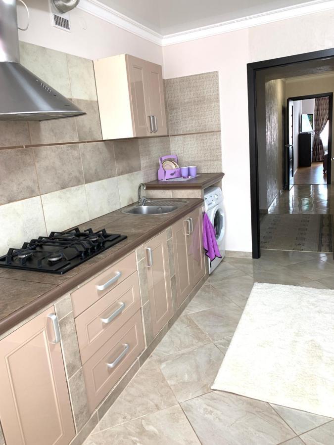 Ferienwohnung Центр. Поруч Парк Та Став Ternopil Exterior foto